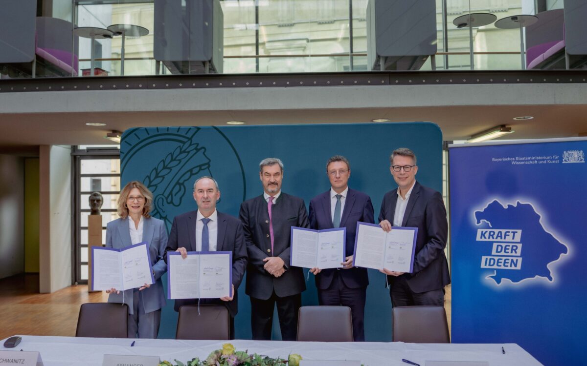 Unterzeichnung des Vorvertrags für das Max-Planck-Institut in Würzburg Unterzeichnung des Vorvertrags für das Max-Planck-Institut in Würzburg