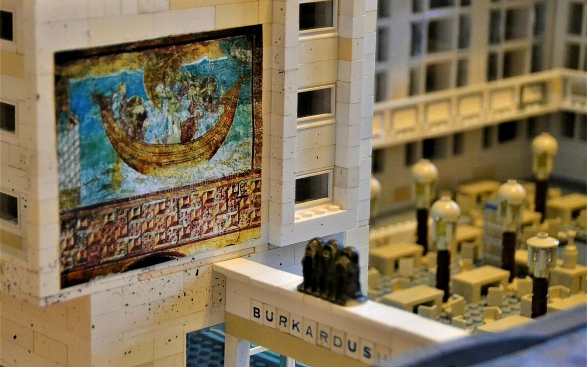 Gemaelde am Burkardushaus Gemaelde am Burkardushaus