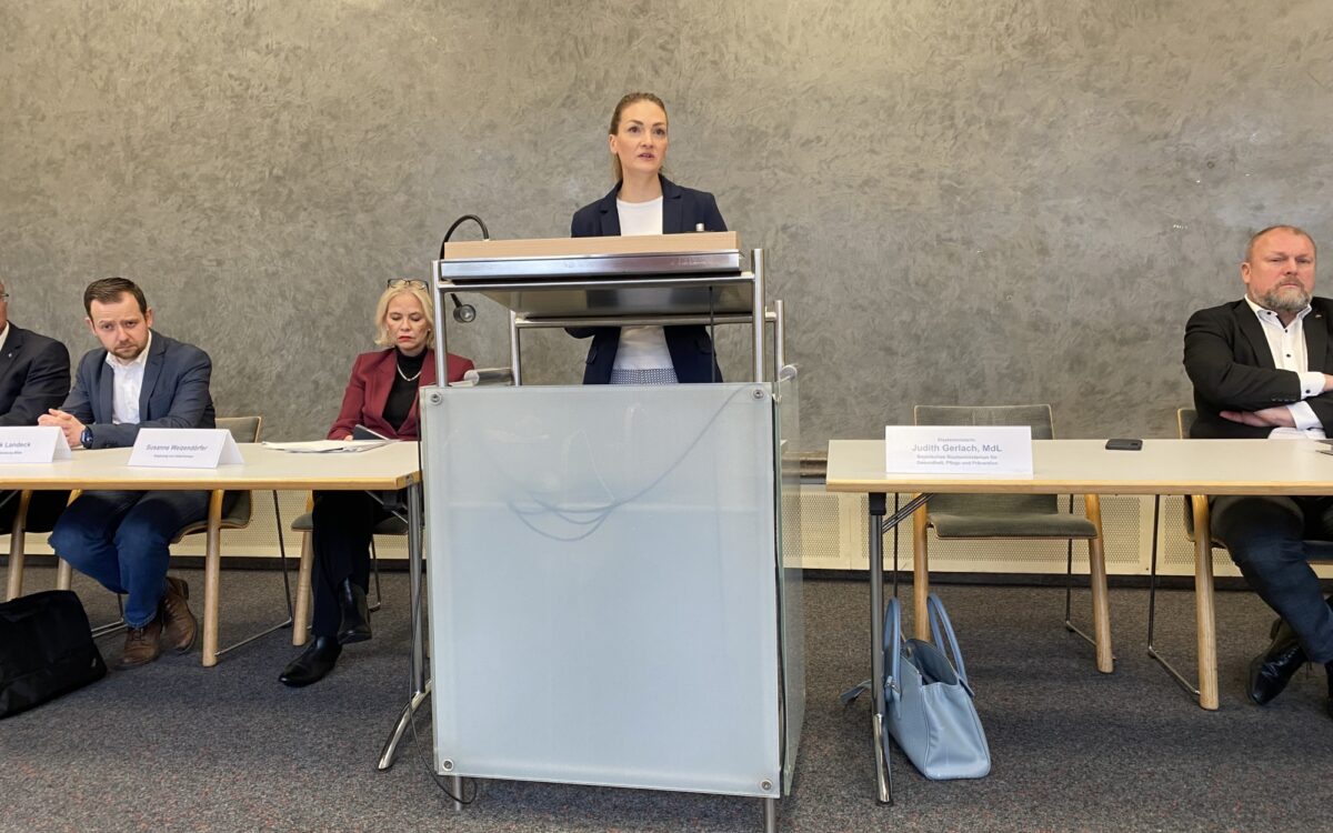 Judith Gerlach Runder Tisch zur Rettung Missio Geburtsklinik Judith Gerlach Runder Tisch zur Rettung Missio Geburtsklinik