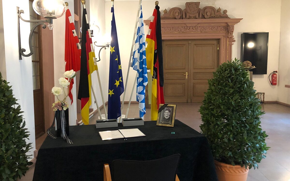 Kondolenzbuch Stamm Wuerzburg Kondolenzbuch Stamm Wuerzburg