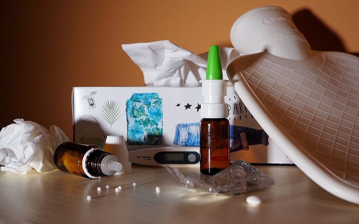 Krank Grippe Nasenspray