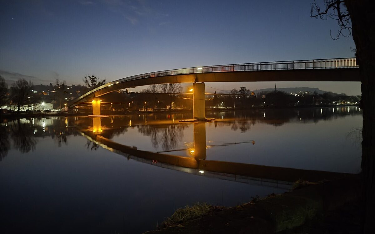 Abschied vom Ludwig-Volk-Steg zwischen Veitshöchheim und Margetshöchheim Abschied vom Ludwig-Volk-Steg zwischen Veitshöchheim und Margetshöchheim