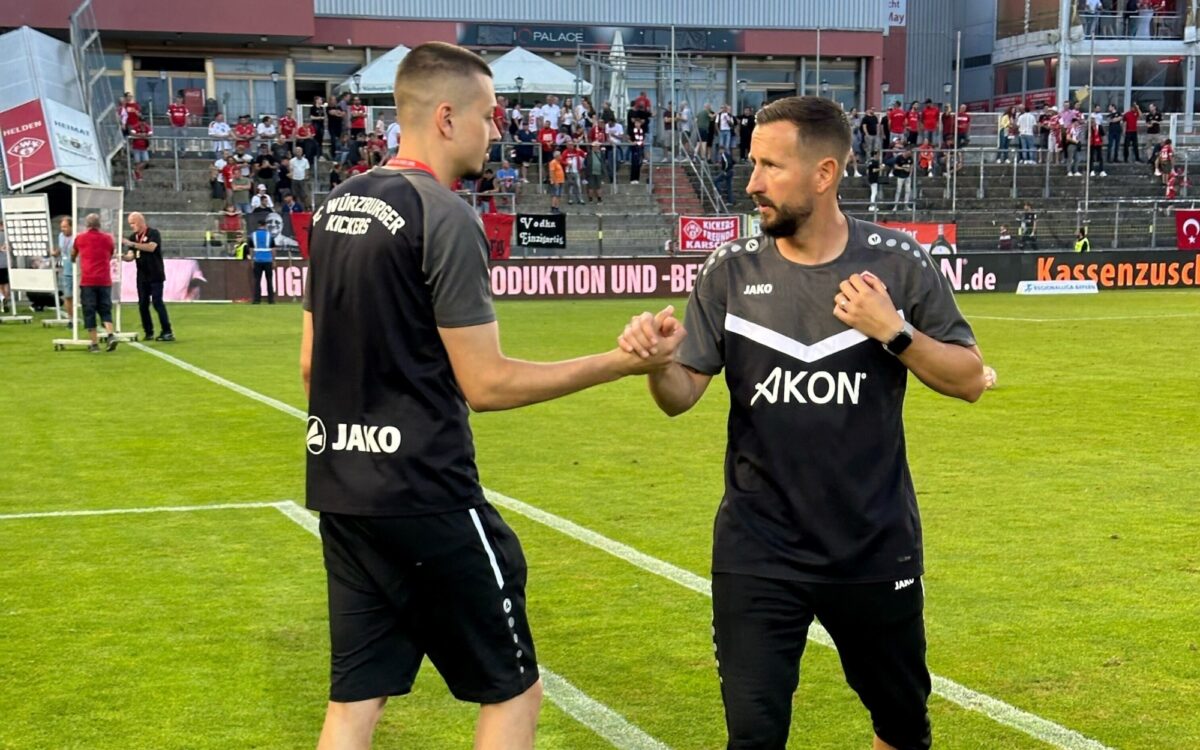 Markus Zschiesche Trainer Wuerzburger Kickers Markus Zschiesche Trainer Wuerzburger Kickers