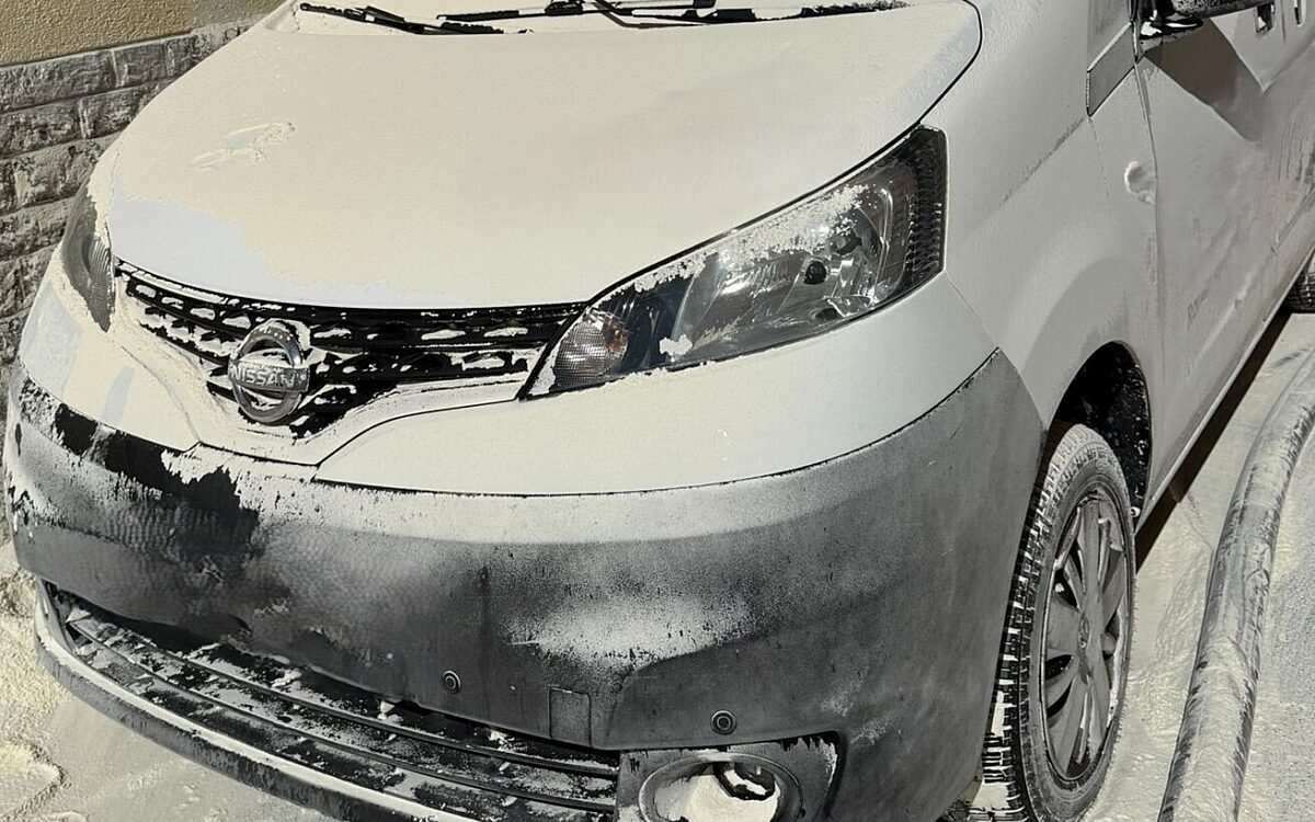 Mehl Unfall in Heidingsfeld mit Auto Mehl Unfall in Heidingsfeld mit Auto