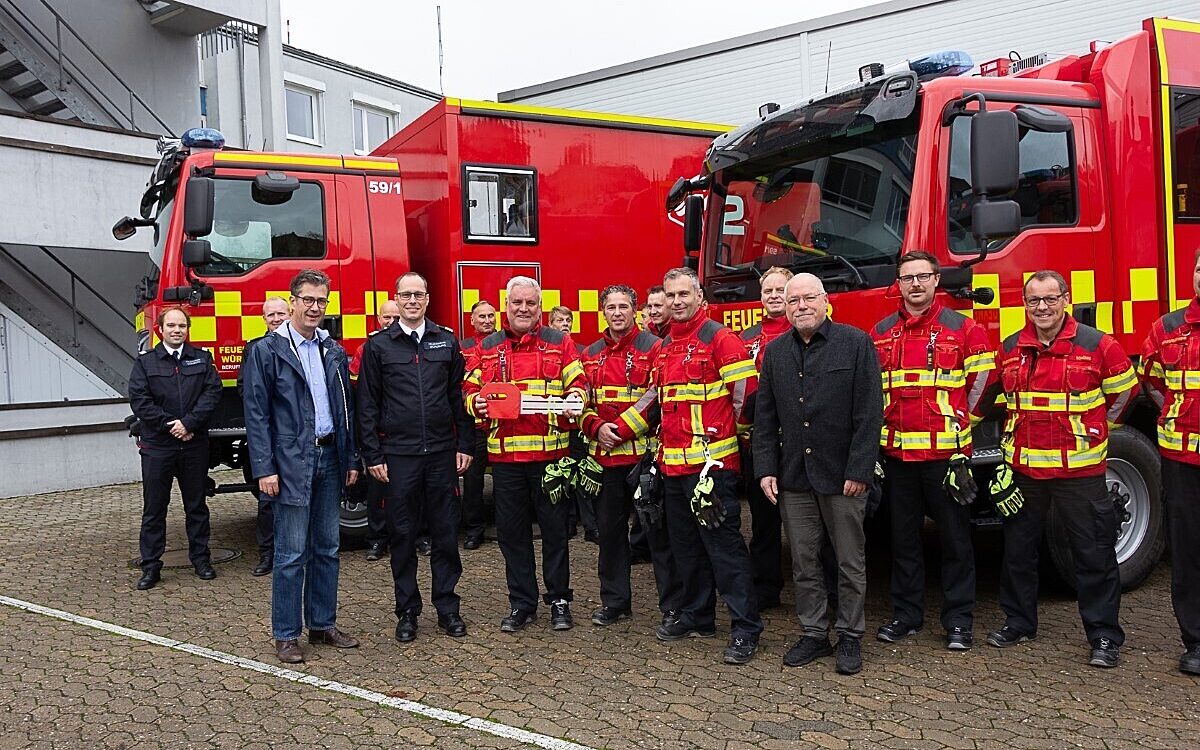Neue Fahrzeuge fuer die Berufsfeuerwehr Wuerzburg Neue Fahrzeuge fuer die Berufsfeuerwehr Wuerzburg