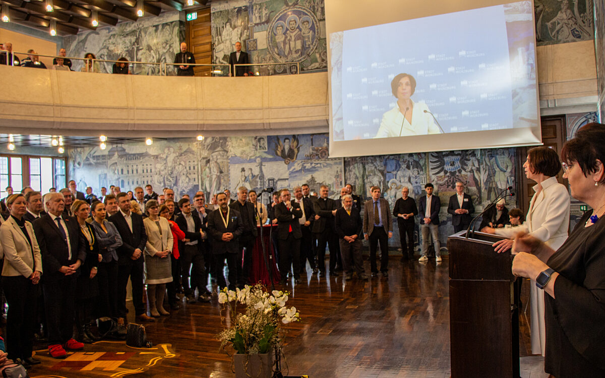 Neujahrsempfang 2025 im Würzburger Rathaus Neujahrsempfang 2025 im Würzburger Rathaus