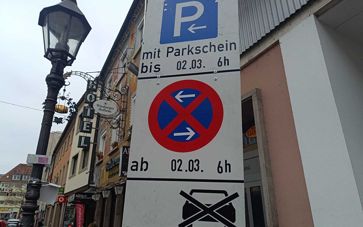 Parkverbot waehrend Faschingszug Parkverbot waehrend Faschingszug