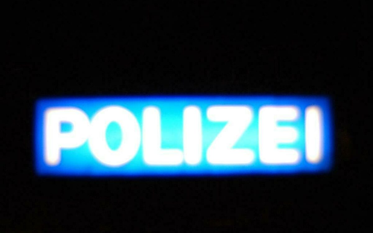 Polizei Inspektion nachts 1 PA Polizei Inspektion nachts 1 PA