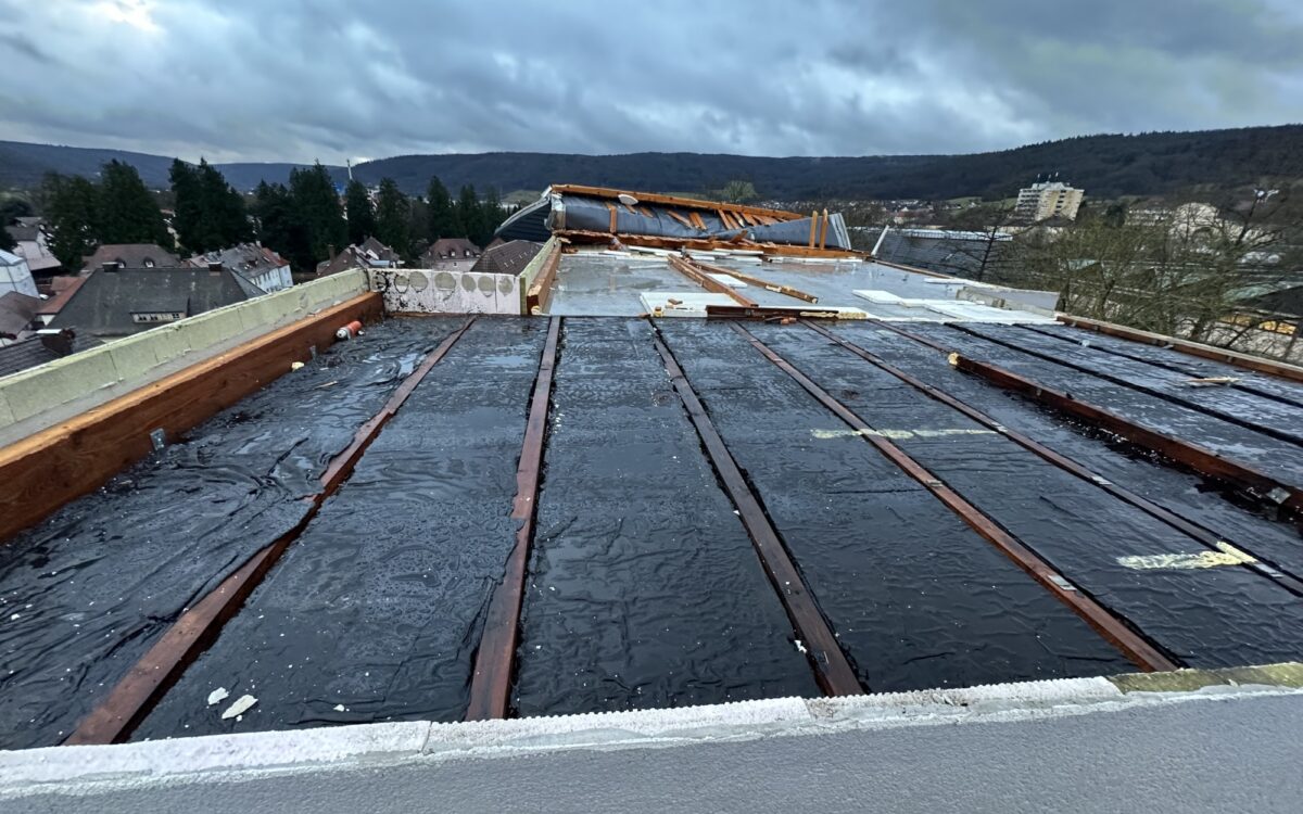 Schaeden nach Sturmtief Zoltan Schaeden nach Sturmtief Zoltan
