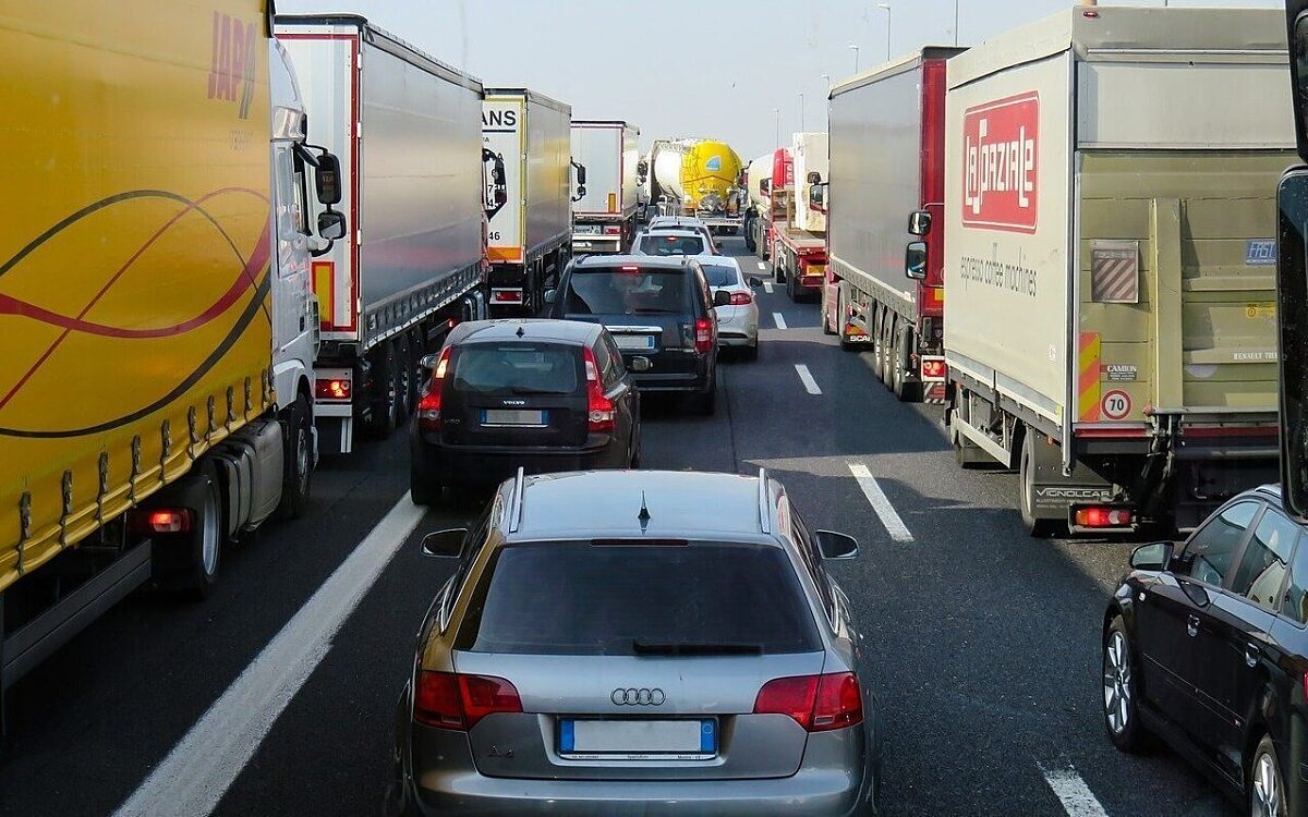 Stau auf der Autobahn Stau auf der Autobahn