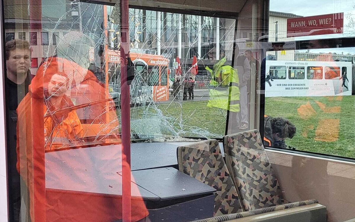 Straba Unfall Wuerzburg 1 Straba Unfall Wuerzburg 1