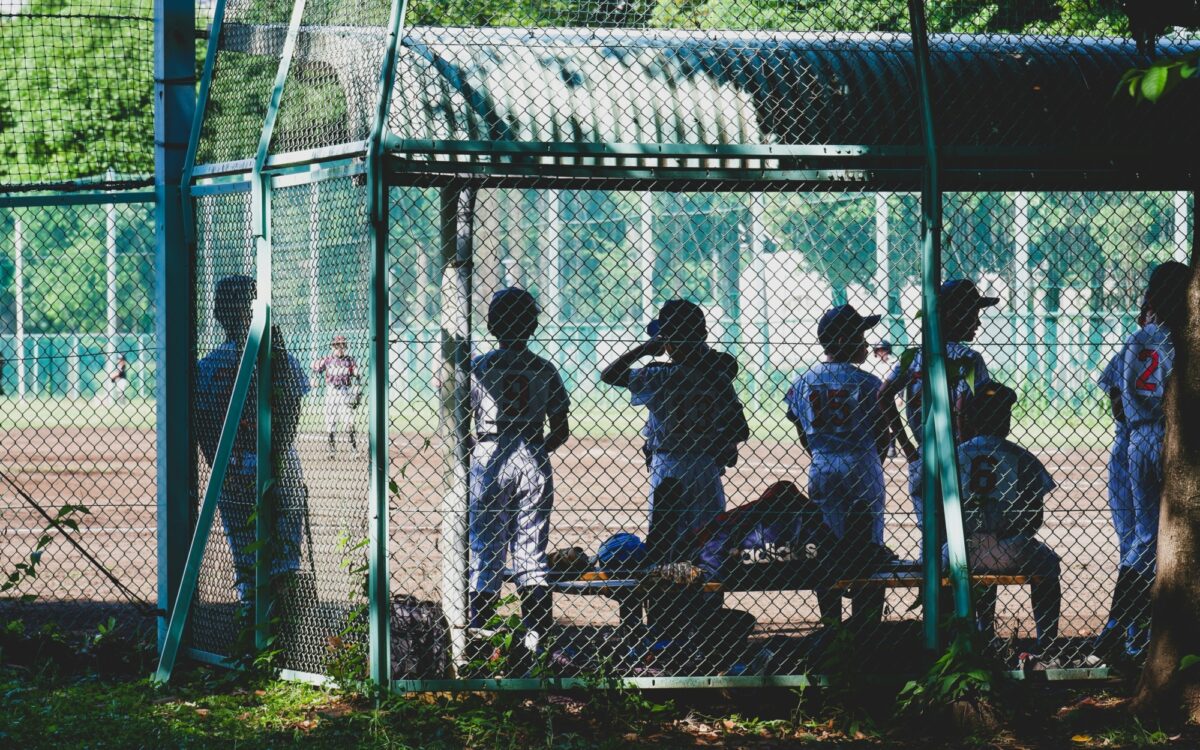 Symbolbild Kinder auf einem Sportplatz Symbolbild Kinder auf einem Sportplatz