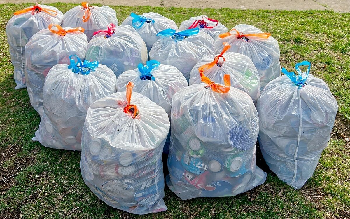 Symbolbild Müll Müllsäcke Symbolbild Müll Müllsäcke