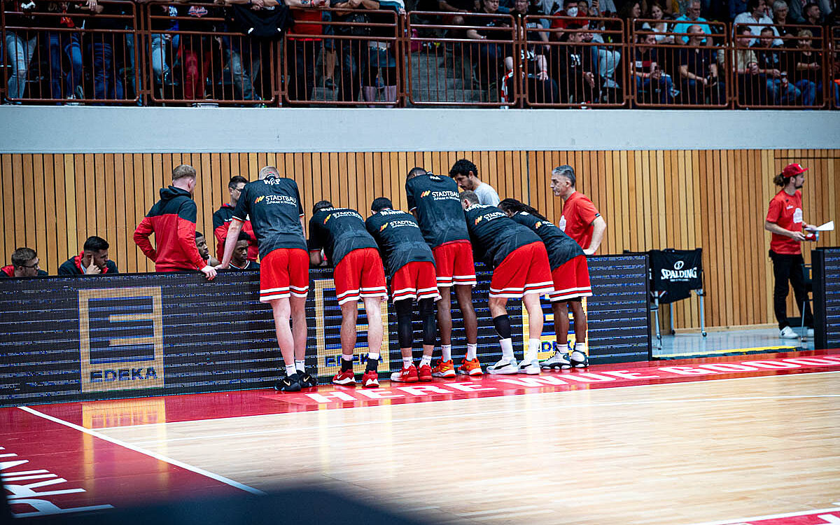 Teambesprechung Wuerzburg Baskets