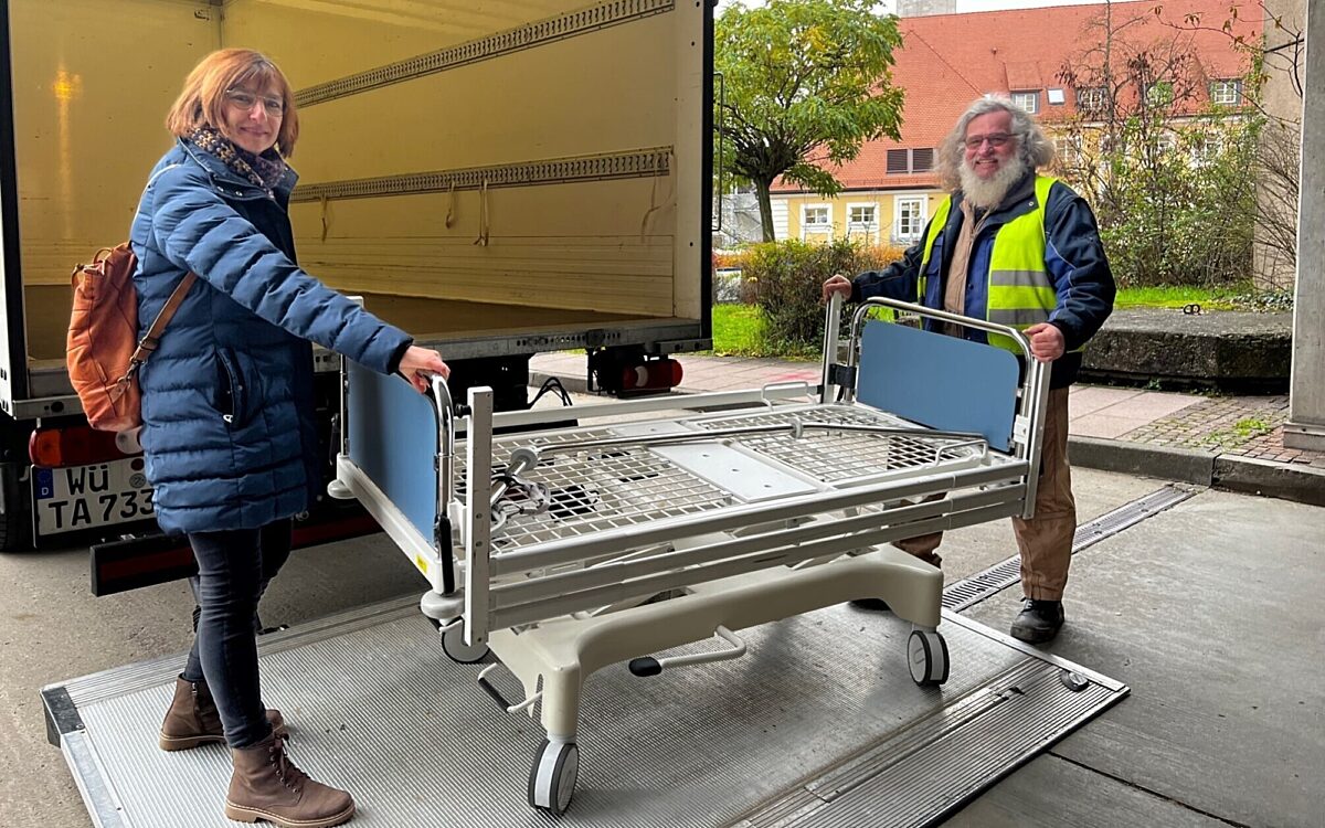 UKW spendet Klinikbetten in die Ukraine UKW spendet Klinikbetten in die Ukraine