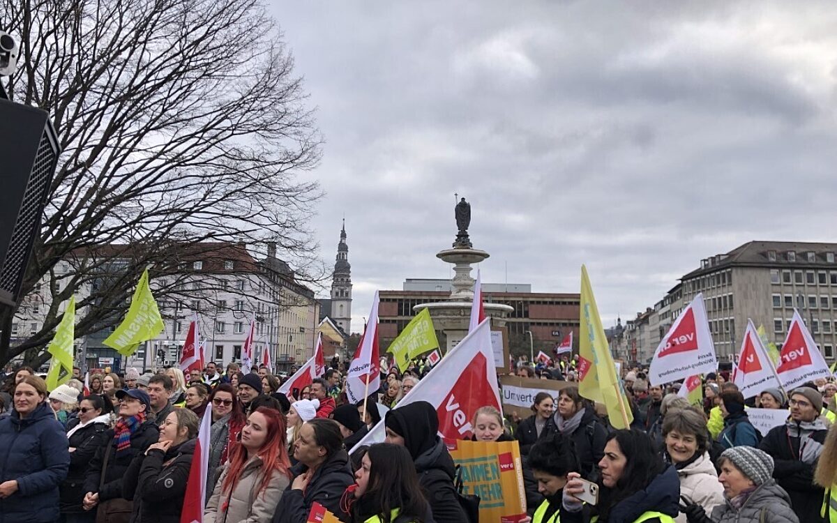 Verdi Warnstreik am Uniklinikum Foto Funkhaus Wuerzburg Verdi Warnstreik am Uniklinikum Foto Funkhaus Wuerzburg