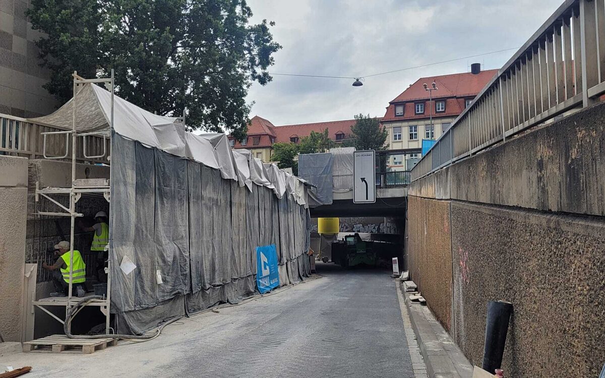 Sanierung einer Stützmauer in der Urlaubstraße Sanierung einer Stützmauer in der Urlaubstraße