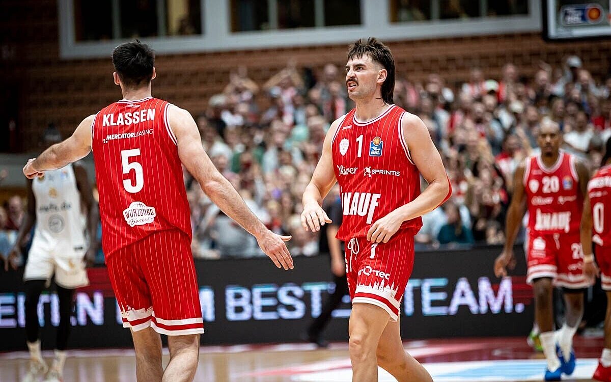 Wuerzburg Baskets Zac Seljaas Saison 20232024 Wuerzburg Baskets Zac Seljaas Saison 20232024