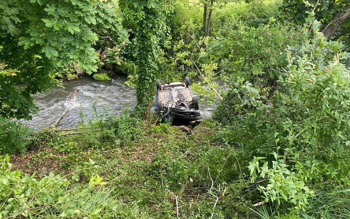 Das Auto einer 75 Jährigen in der Lohr es bestand Lebensgefahr Das Auto einer 75 Jährigen in der Lohr es bestand Lebensgefahr