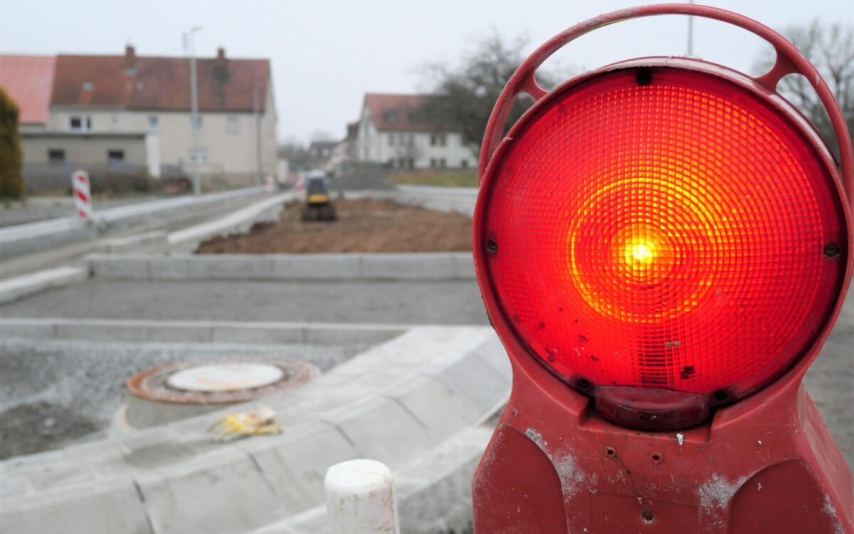 Eine Baustelle und Straßensanierung Baustelle Straßensanierung