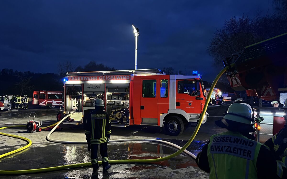 Großbrand im Freizeitland Geiselwind Großbrand im Freizeitland Geiselwind