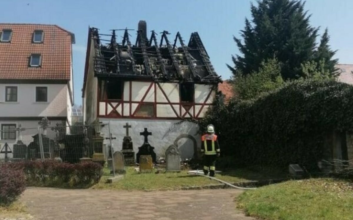 Brand einen Hauses in Kleinochsenfurt am Tag danach Brand einen Hauses in Kleinochsenfurt am Tag danach