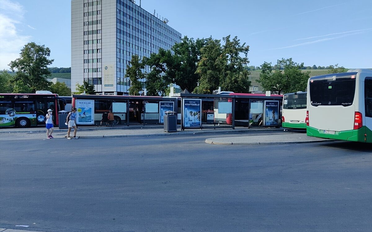 Der Busbahnhof in Würzburg Der Busbahnhof in Würzburg