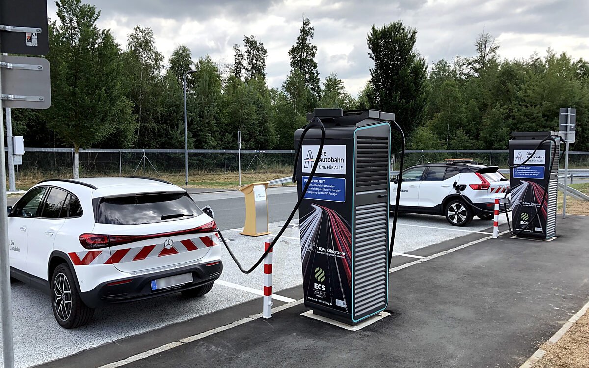 Schnellladeinfrastruktur A3 Ladesäule Schnellladeinfrastruktur A3 Ladesäule