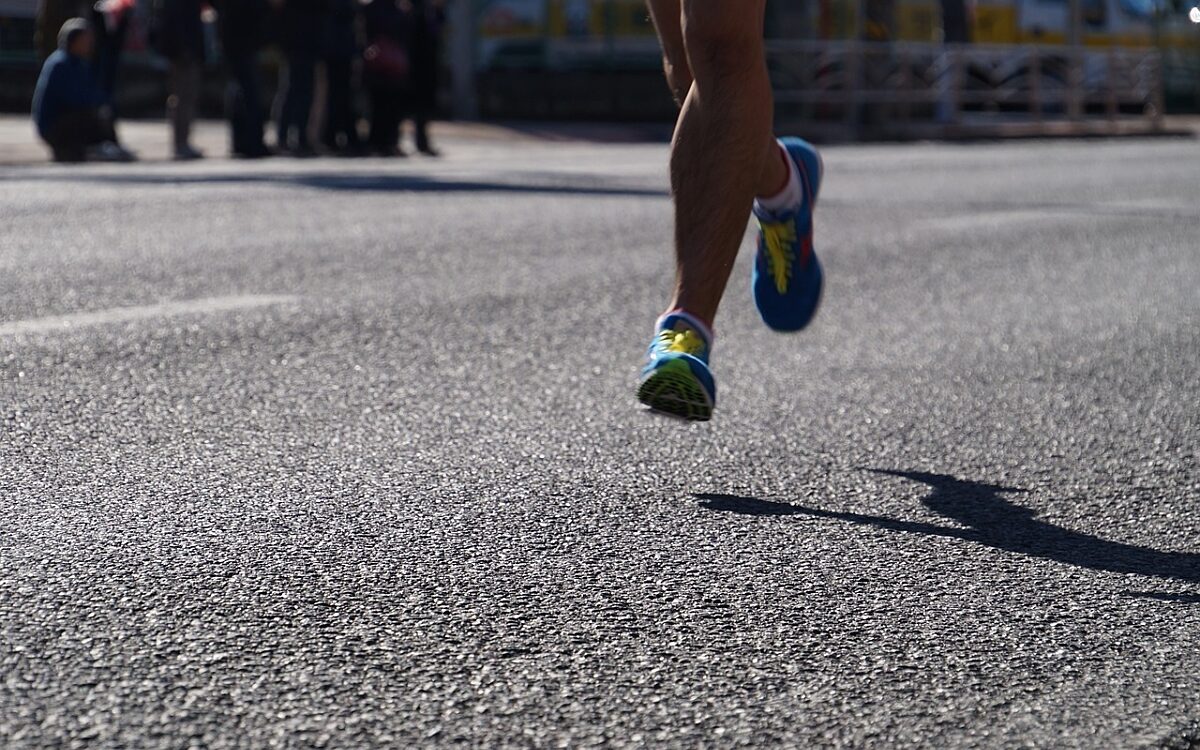 Ein Marathonlaeufer Foto Pixabay Ein Marathonlaeufer Foto Pixabay