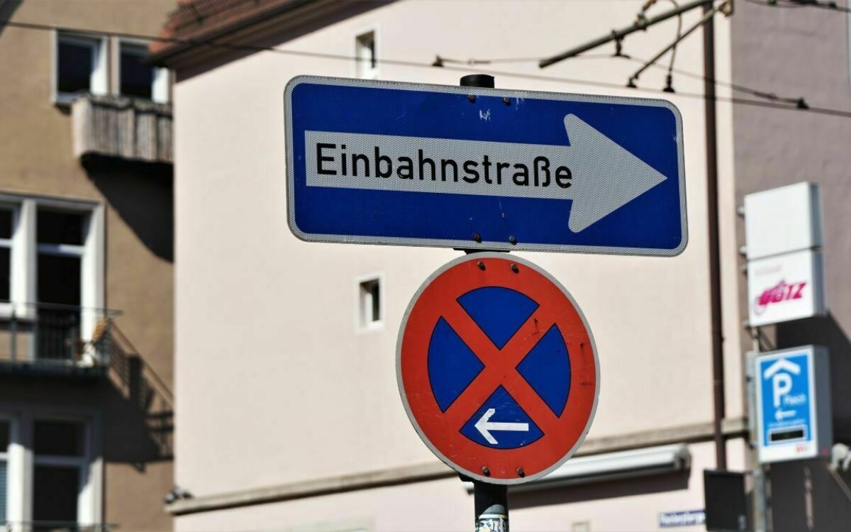 Einbahnstrasse Schild Einbahnstrasse Schild