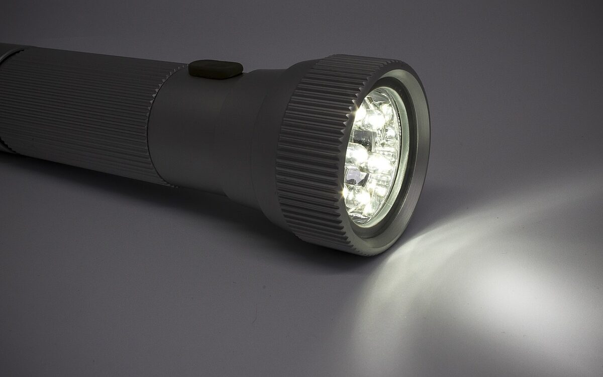 Symbolbild Taschenlampe Licht Symbolbild Taschenlampe Licht