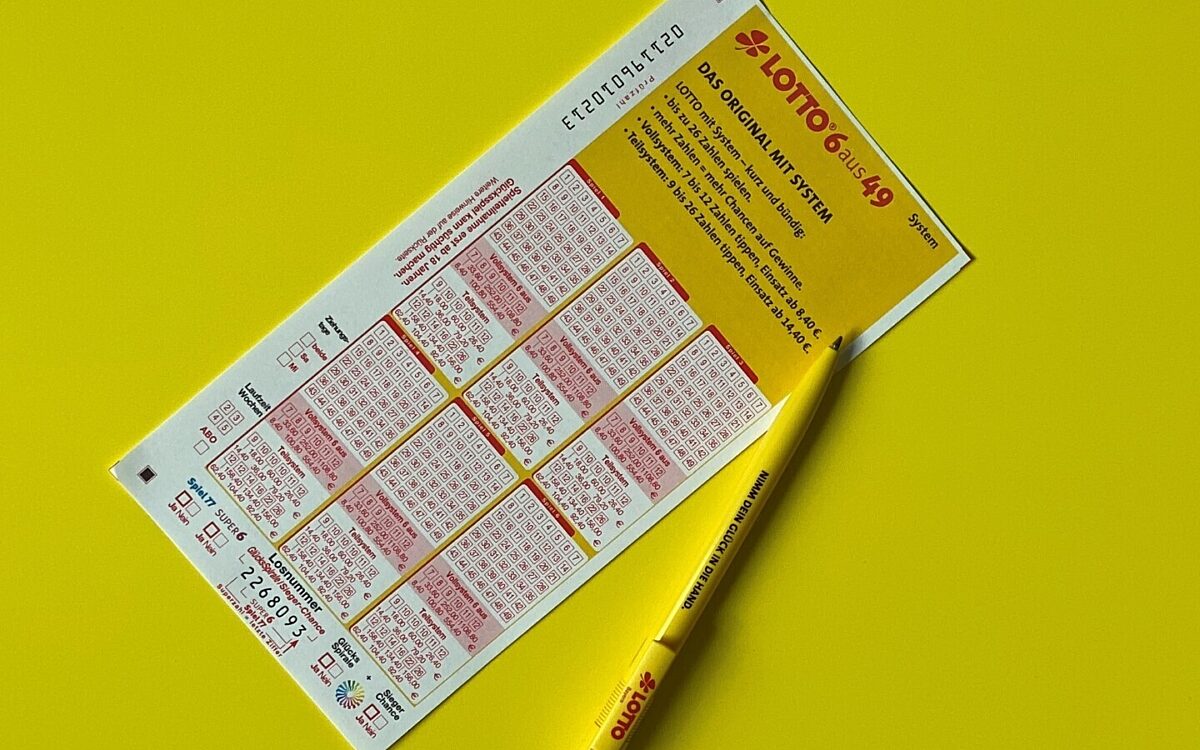 Ein Lottoschein 6 aus 49 in Bayern Ein Lottoschein 6 aus 49 in Bayern