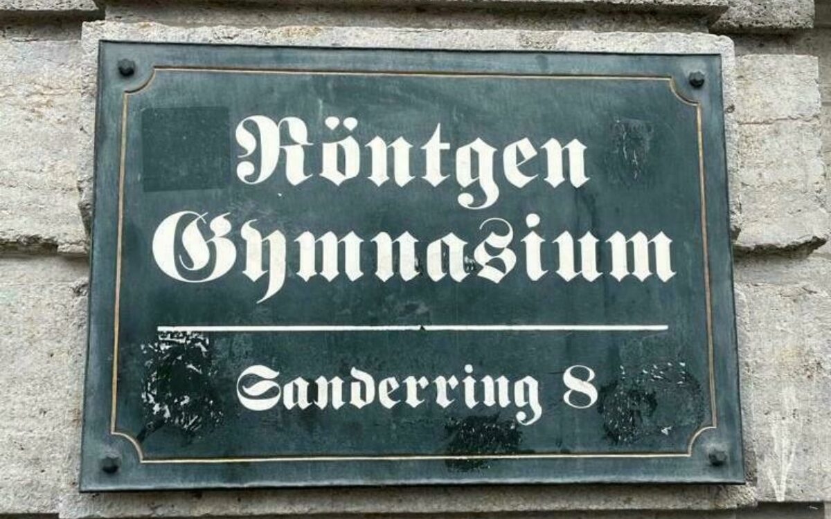 Röntgen Gymnasium Schule - Funkhaus Würzburg Röntgen Gymnasium Schule - Funkhaus Würzburg