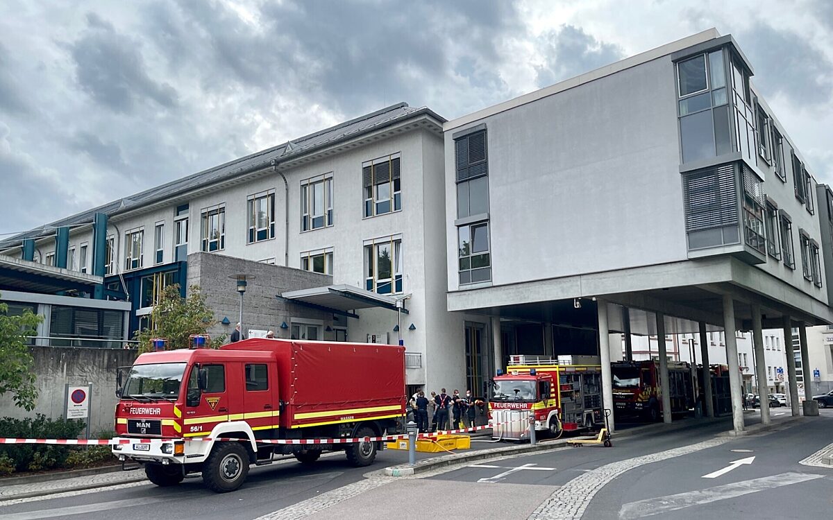 Der Feuerwehreinsatz am Juliusspital Der Feuerwehreinsatz am Juliusspital