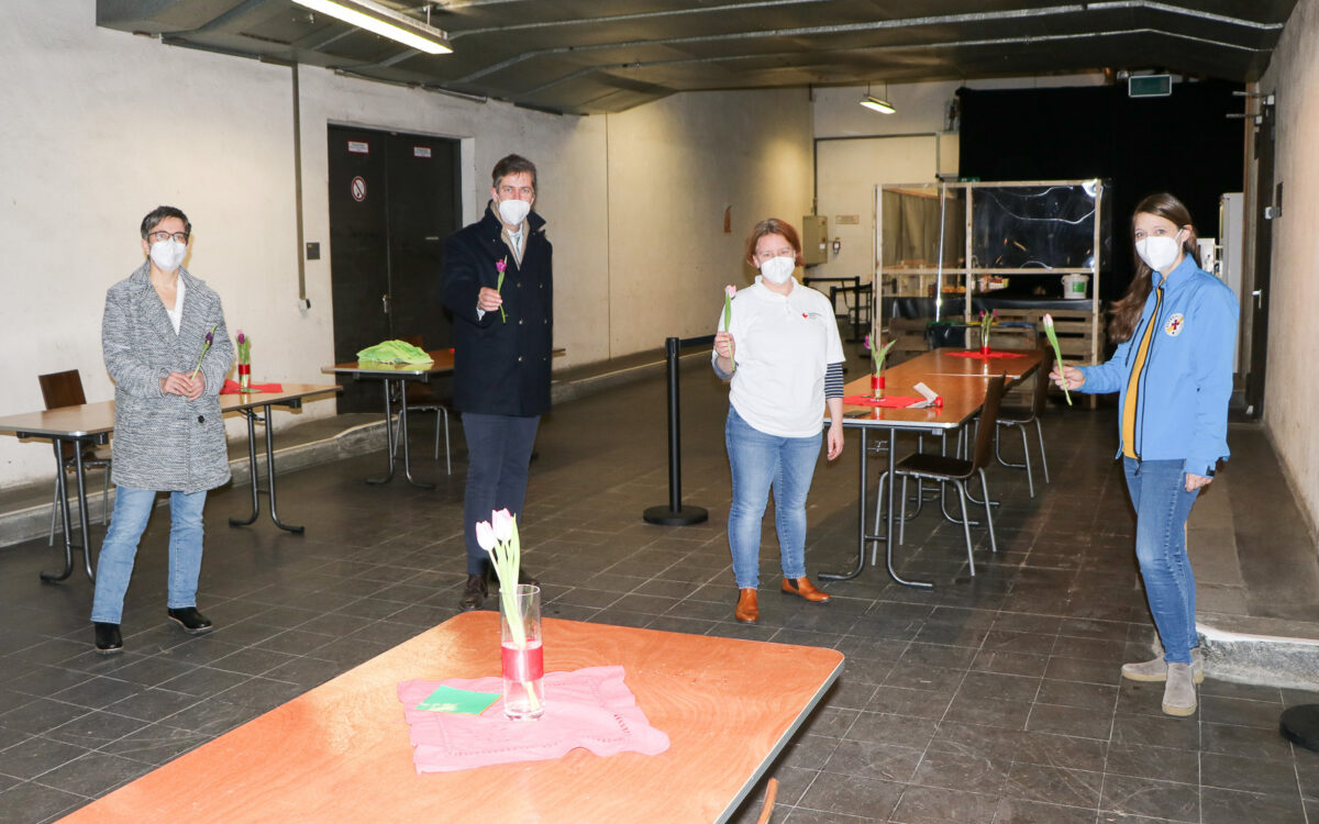 Wärmehalle Würzburg Bürgermeister - Foto Christian Weiß Wärmehalle Würzburg Bürgermeister - Foto Christian Weiß