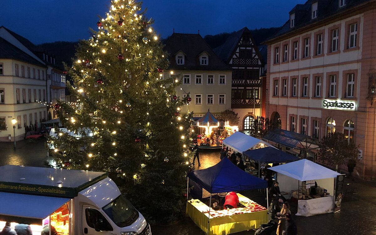 Andreasmarkt Karlstadt Foto: Caroline Janke Weihnachten Andreasmarkt Karlstadt Foto: Caroline Janke Weihnachten