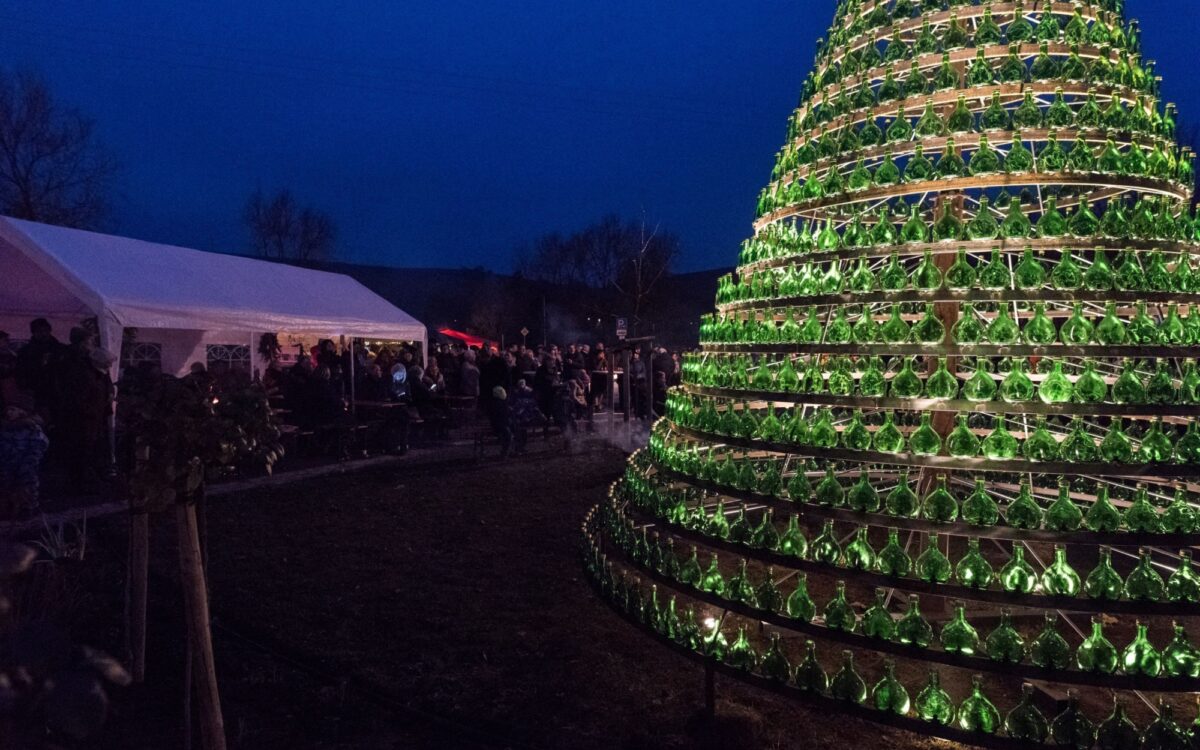 Bocksbeutel Weihnachtsbaum Foto Gemeinde Nordheim a M Bocksbeutel Weihnachtsbaum Foto Gemeinde Nordheim a M
